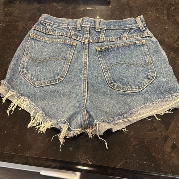 Vintage Lee Blue Distressed Jean Shorts - Picture 2 of 7